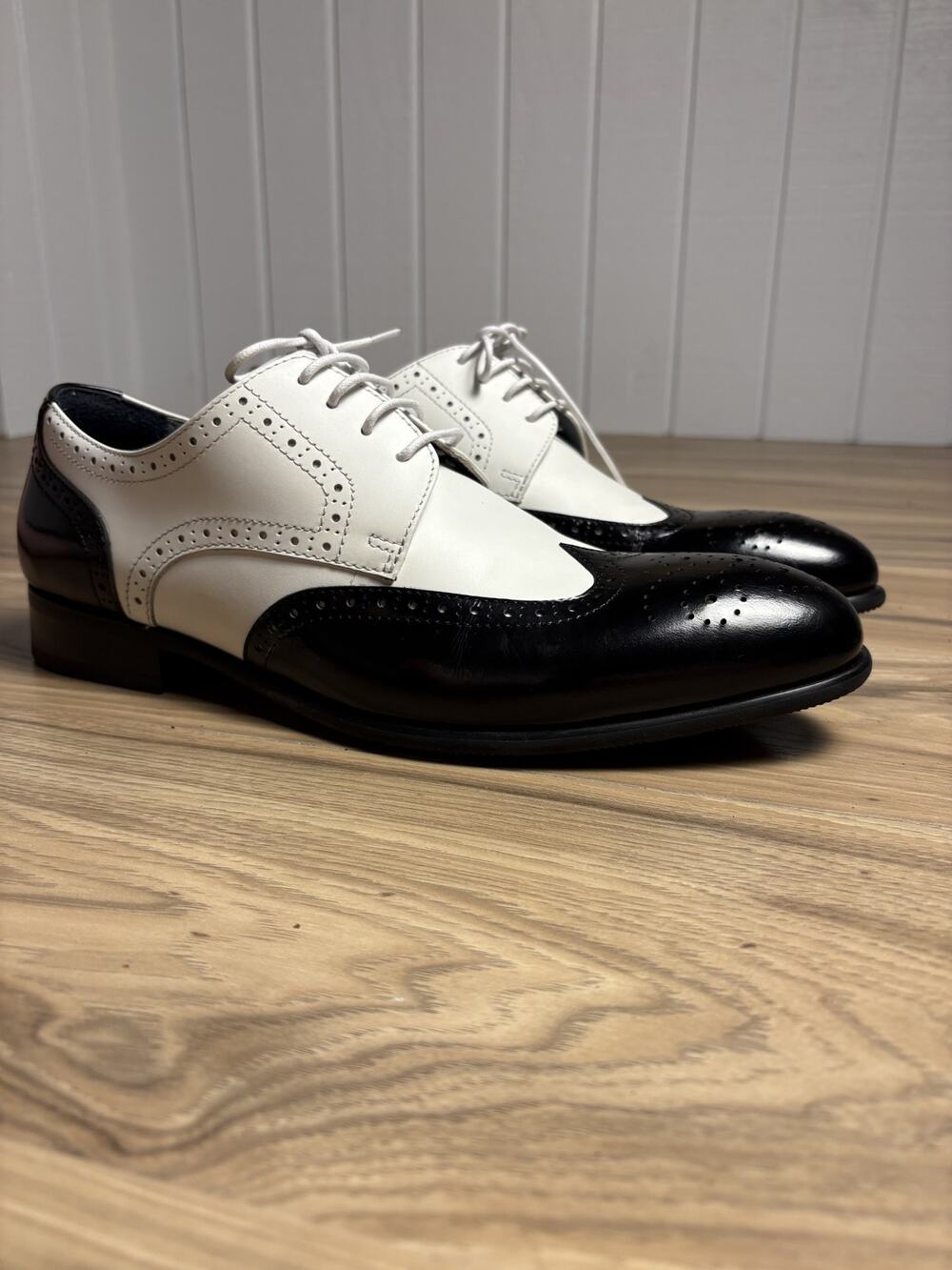 Jepsen Gord Men's 10 Wingtip Oxford Shoes Black White Genuine Leather NIB